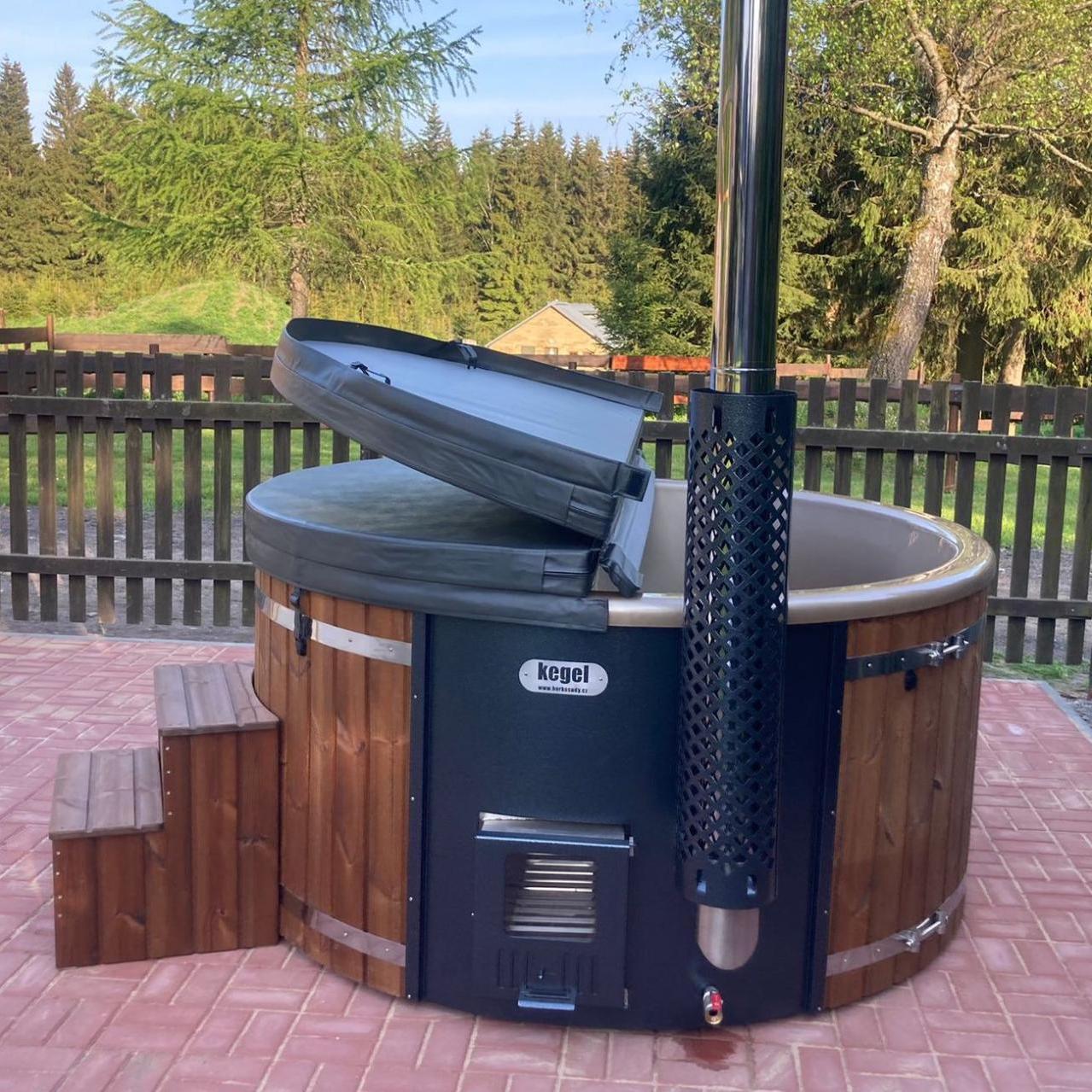Hot Tub Exclusive integral - integrierter Holzofen