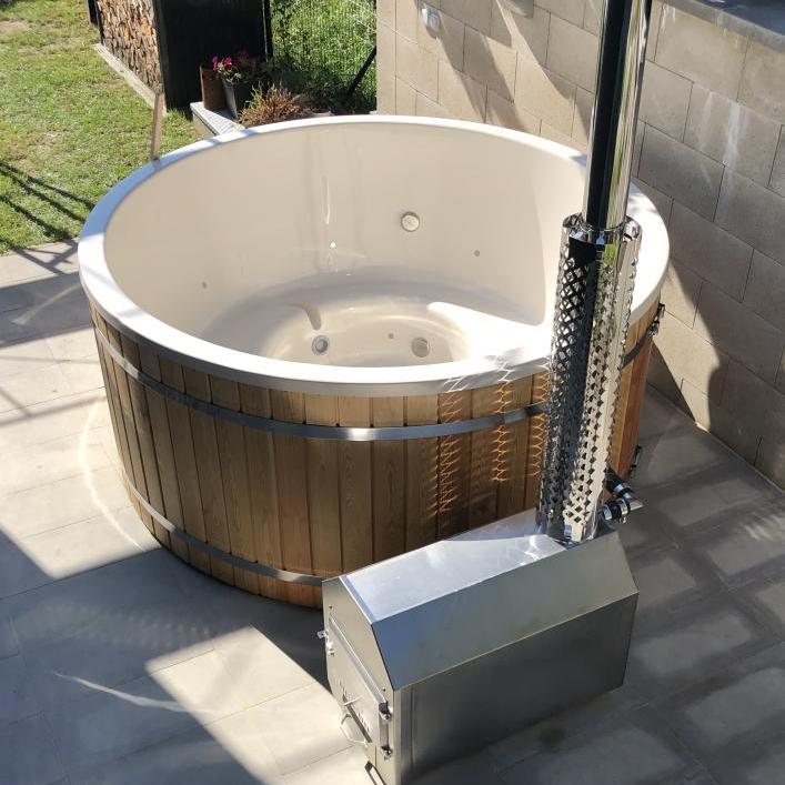 Hot Tub Exclusive - mit externem Holzofen